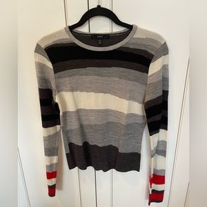 Easel will blend designer sweater Size L